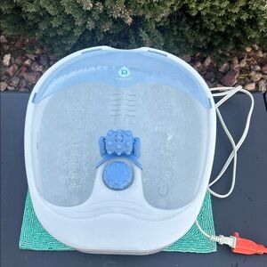 Pursonic HMG700 Foot Spa Massager-used few times-good condition.